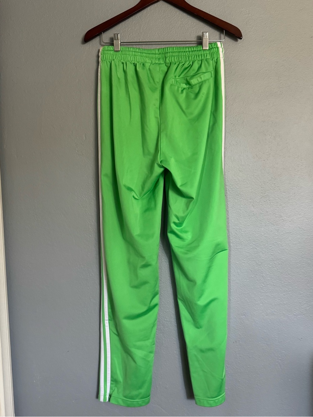 adidas Original Adicolor Primeblue Kelly Green Track Pants - Picture 6 of 10